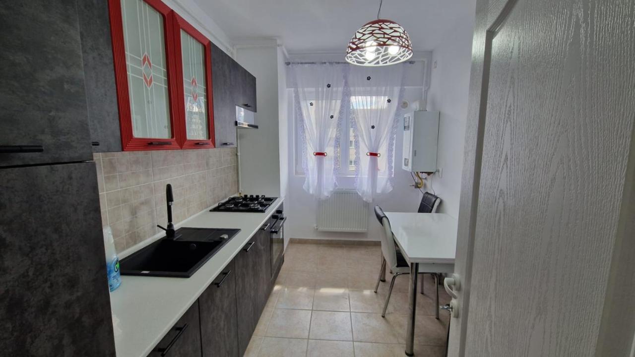 Best Apart Garii- Check In Independent Брашов Экстерьер фото